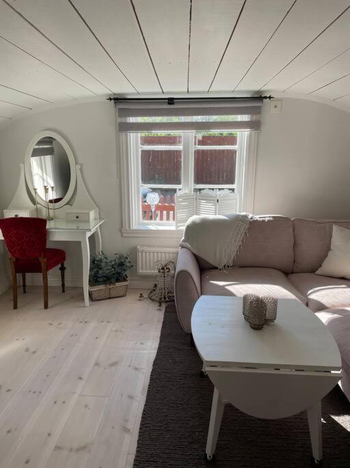 Historisk Charm I Hjaertat Av Gamla Stan Kalmar Villa Eksteriør billede