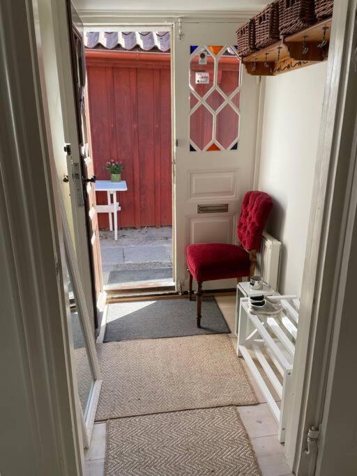 Historisk Charm I Hjaertat Av Gamla Stan Kalmar Villa Eksteriør billede