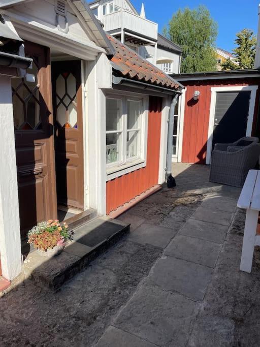 Historisk Charm I Hjaertat Av Gamla Stan Kalmar Villa Eksteriør billede
